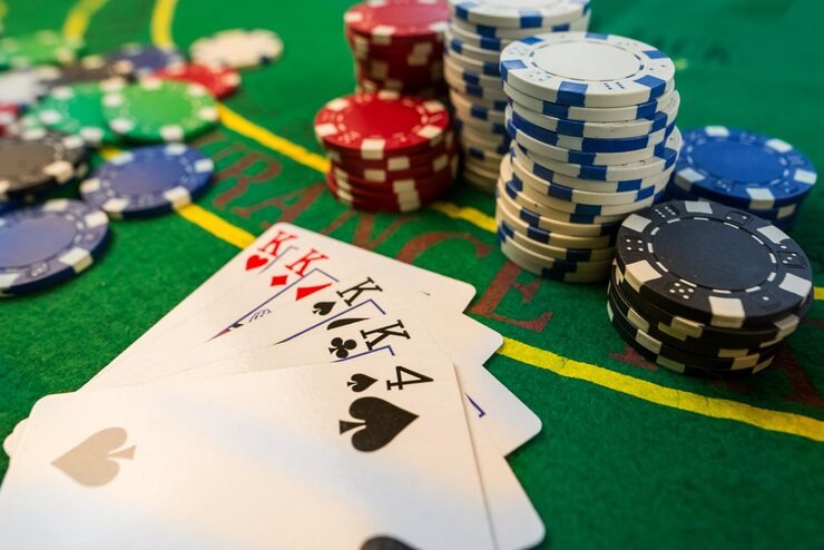 janda slot live casino table with multiple camera angles and dealer interface